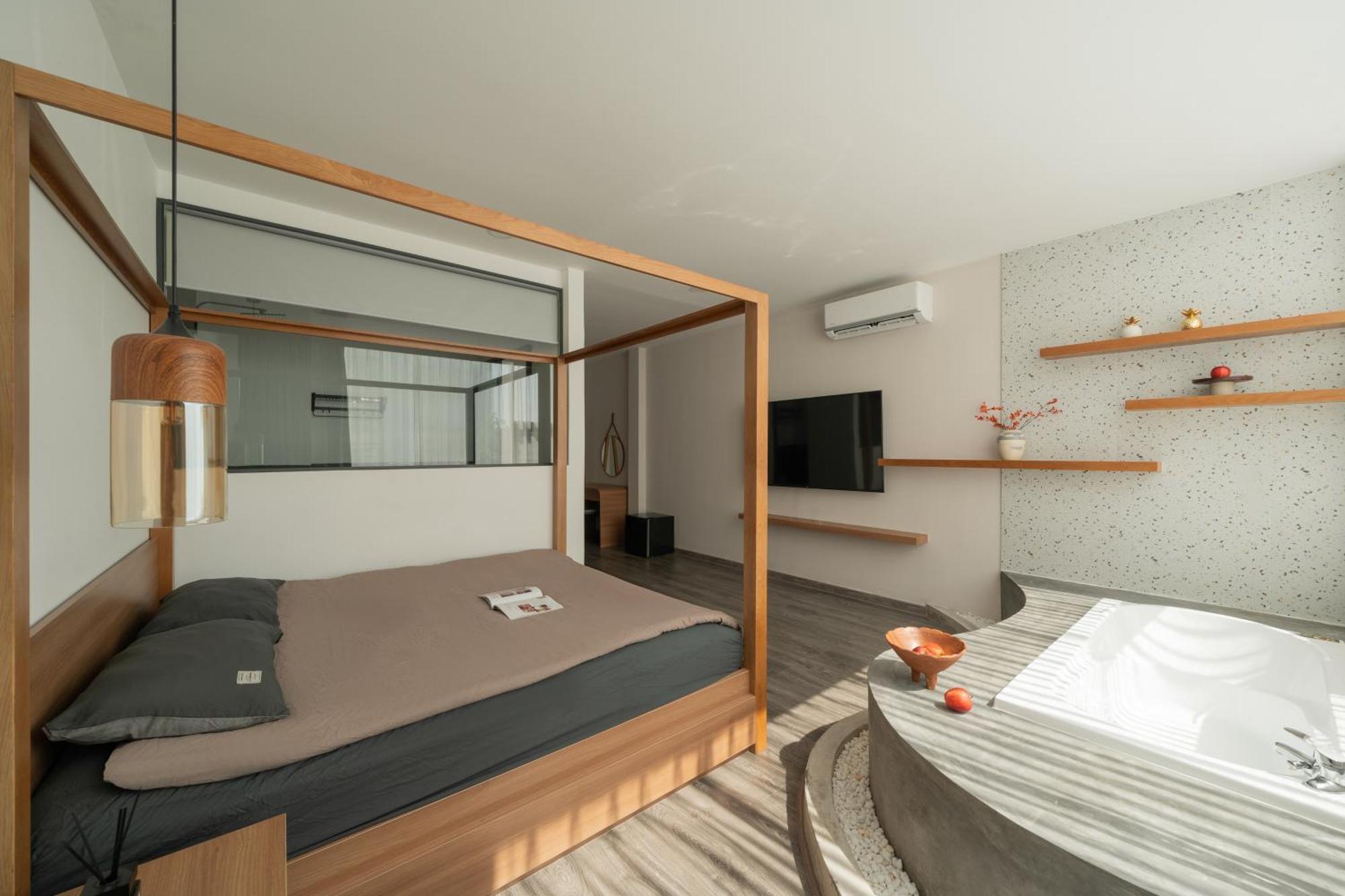 Zeus Living - Harmony Hideout Hotel *
